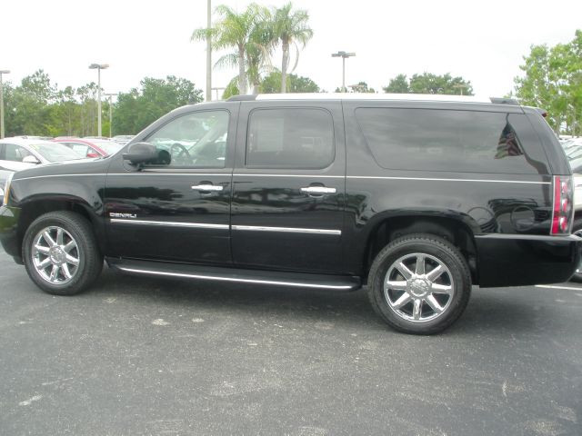 2011 GMC Yukon XL LT Z71 Offroad