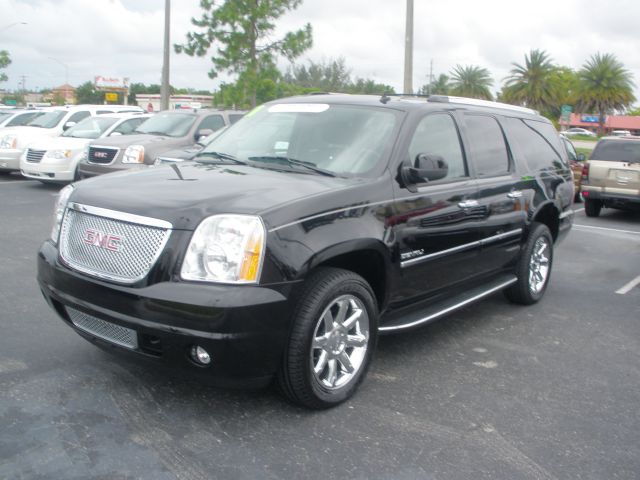 2011 GMC Yukon XL LT Z71 Offroad