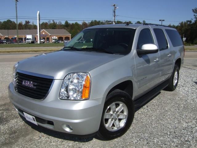 2011 GMC Yukon XL 4x4 Crew Cab LE