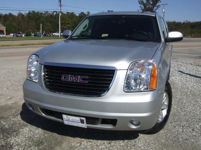 2011 GMC Yukon XL 4x4 Crew Cab LE