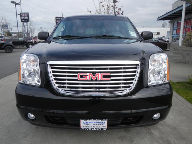 2011 GMC Yukon XL LX Wagon 4D