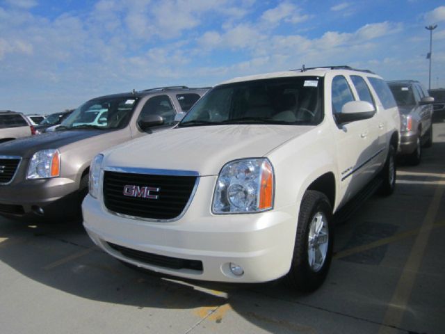 2013 GMC Yukon XL AUTO Sport