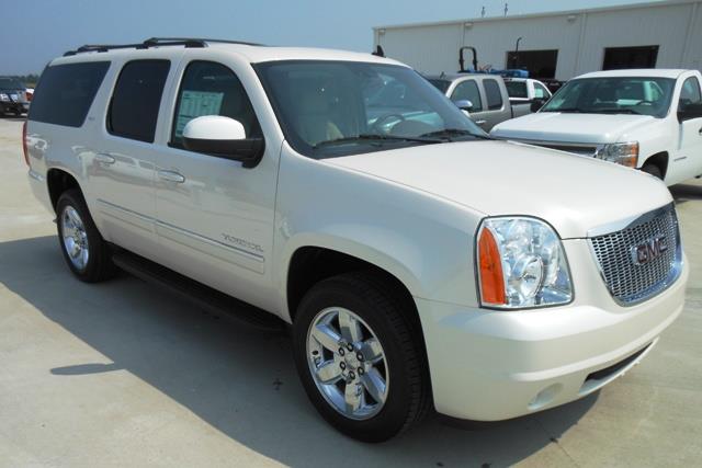 2014 GMC Yukon XL REG CAB BASE