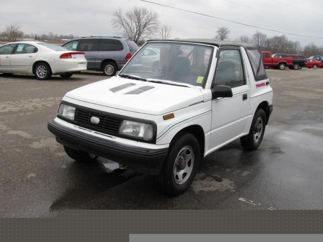 1993 Geo Tracker FWD 4dr LT W/2lt