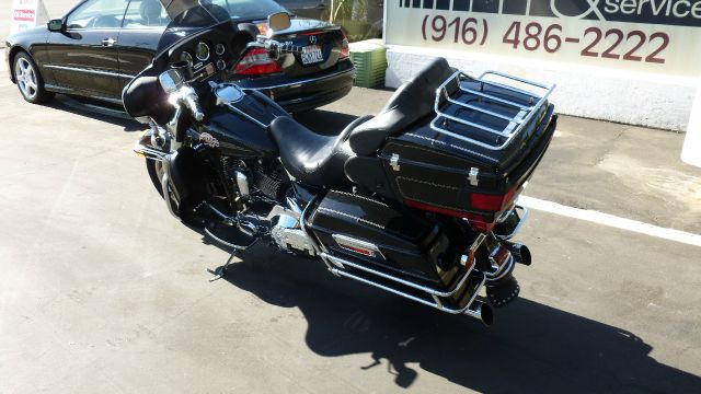 2014 Harley Davidson FLHTC Special Eddition