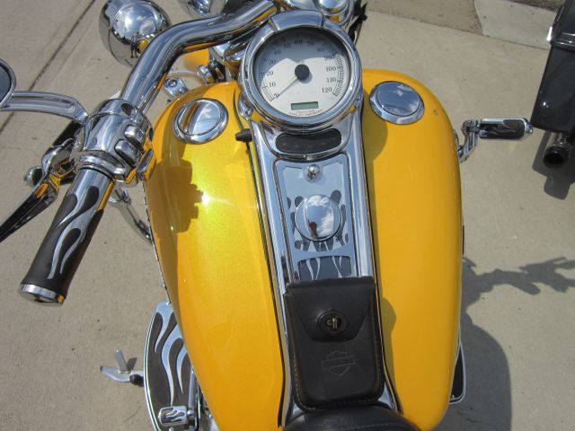 2006 Harley Davidson Road King 320 W/ Sunroof