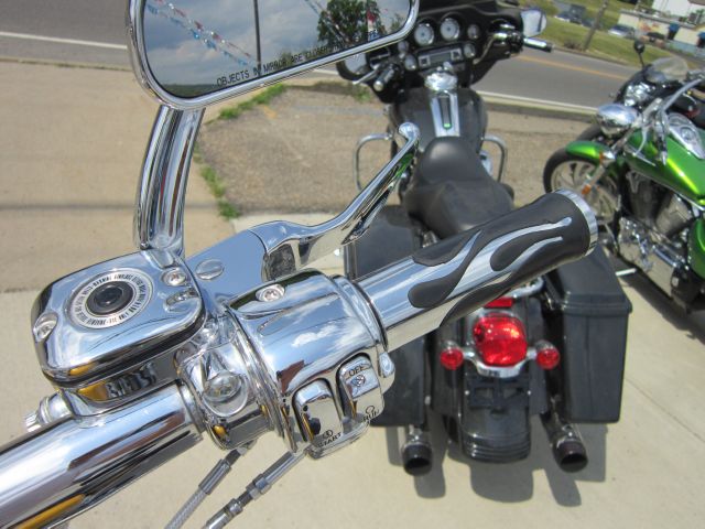 2006 Harley Davidson Road King 320 W/ Sunroof