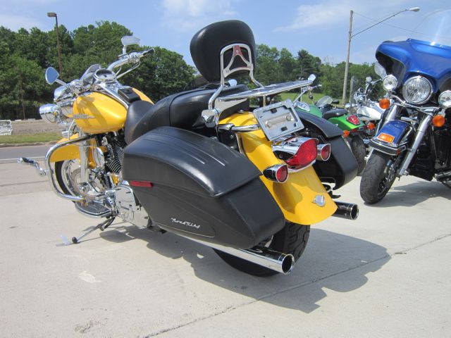 2006 Harley Davidson Road King 320 W/ Sunroof