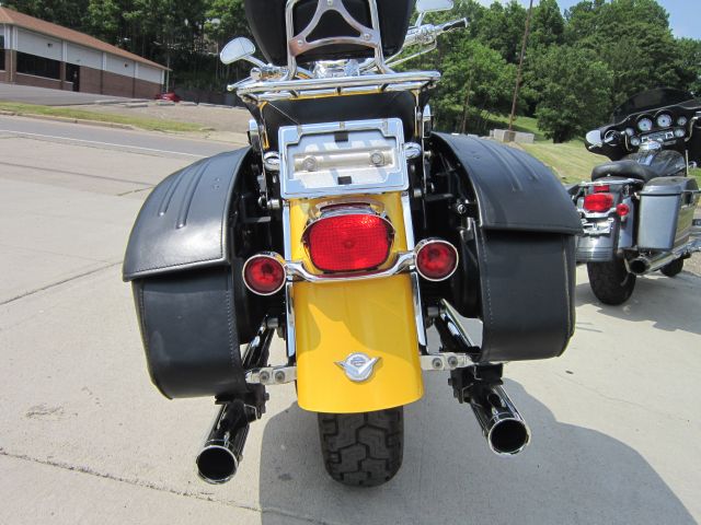 2006 Harley Davidson Road King 320 W/ Sunroof