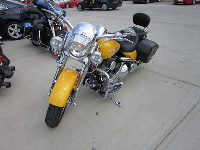 2006 Harley Davidson Road King 320 W/ Sunroof