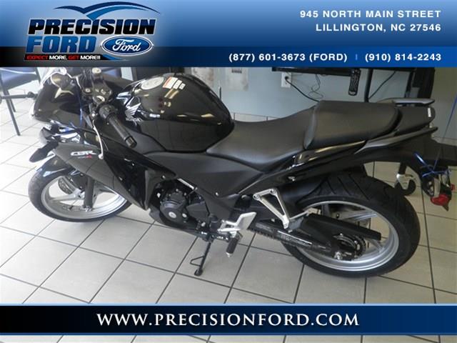 2013 Honda 250R-A Le4dr Sdn I4 Auto