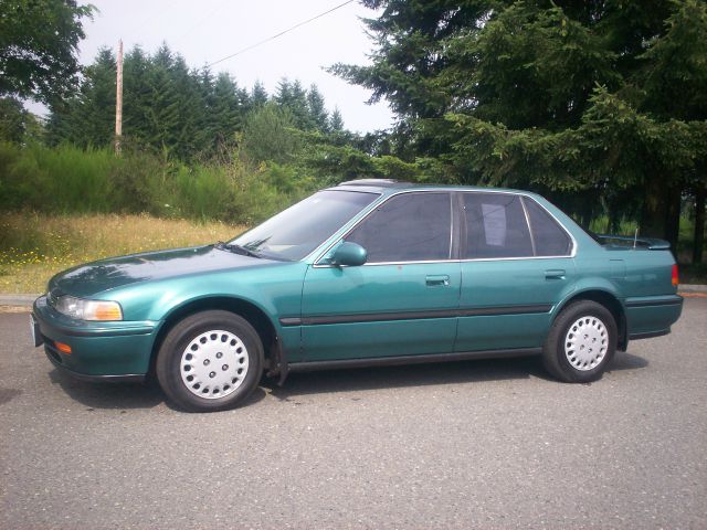 1992 Honda Accord ZQ8 LS