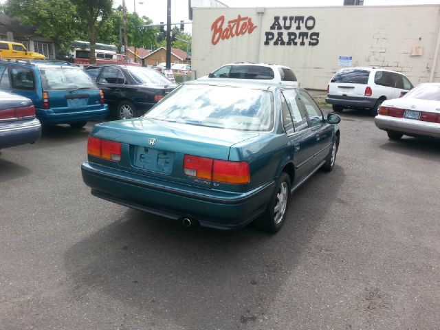 1993 Honda Accord ZQ8 LS