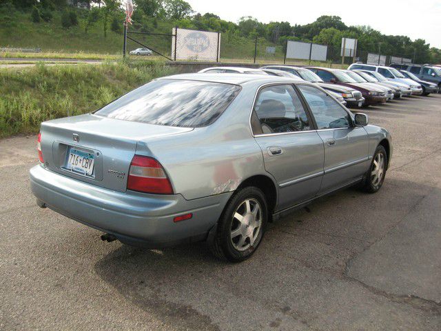 1994 Honda Accord ZQ8 LS