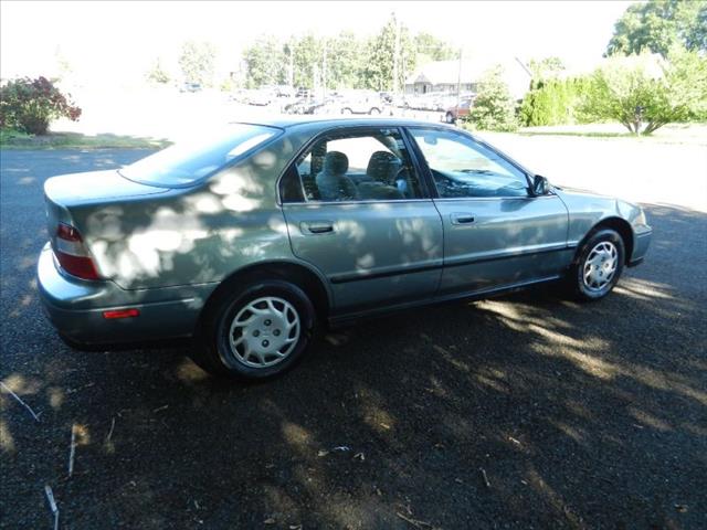 1994 Honda Accord 4dr Sdn Man S