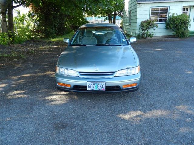 1994 Honda Accord 4dr Sdn Man S