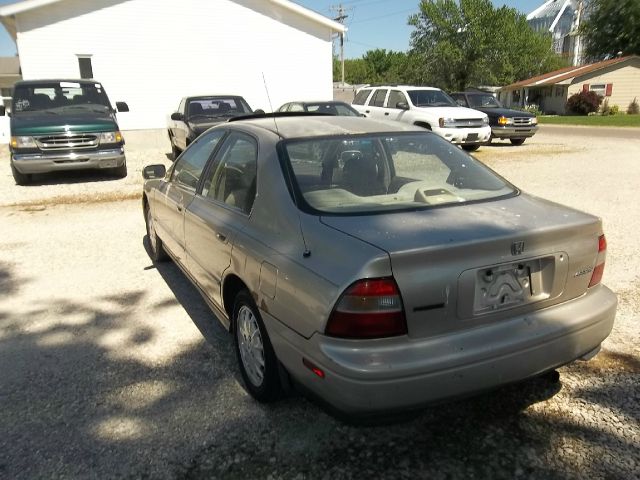 1994 Honda Accord ZQ8 LS