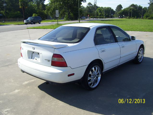 1994 Honda Accord ZQ8 LS