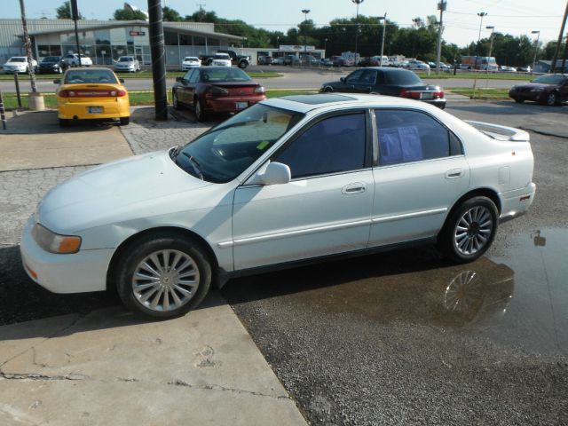 1994 Honda Accord ZQ8 LS