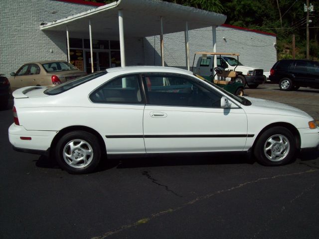 1995 Honda Accord Sel...new Tires