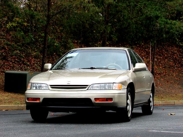 1995 Honda Accord ZQ8 LS