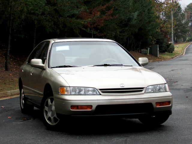 1995 Honda Accord ZQ8 LS