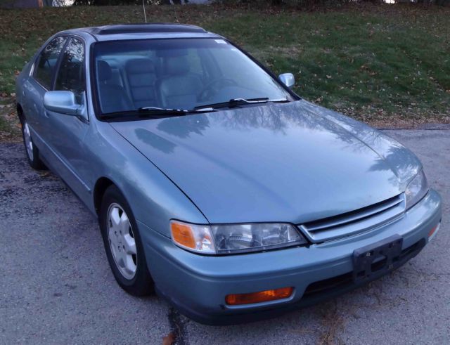 1995 Honda Accord 2dr Supercab 126 WB Sport