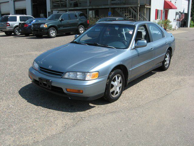 1995 Honda Accord ZQ8 LS