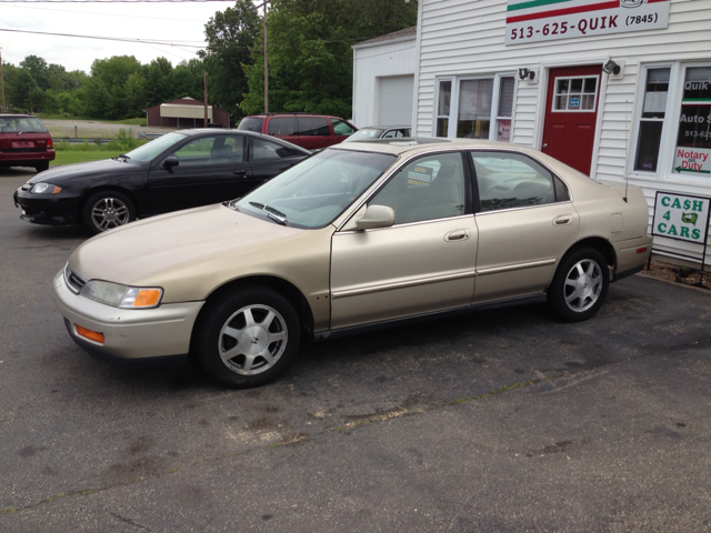 1995 Honda Accord ZQ8 LS