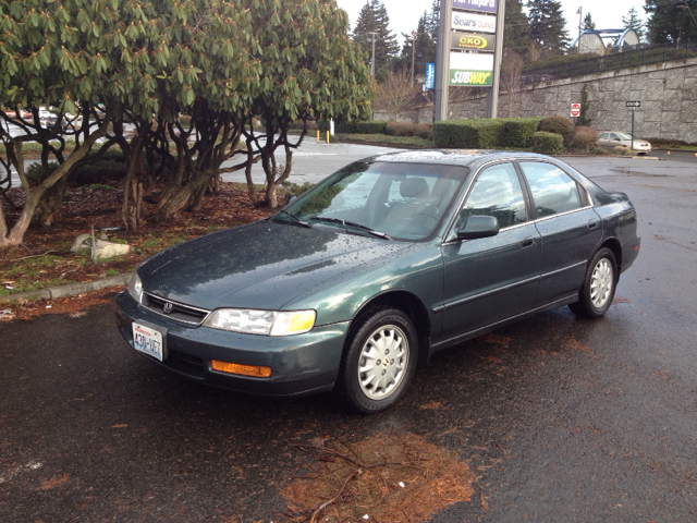 1996 Honda Accord ZQ8 LS