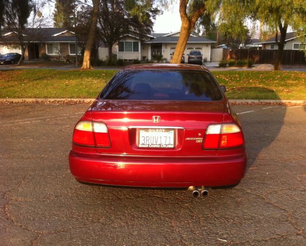 1996 Honda Accord ZQ8 LS