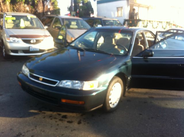 1996 Honda Accord ZQ8 LS