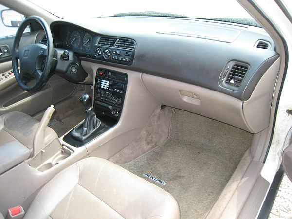 1996 Honda Accord ZQ8 LS