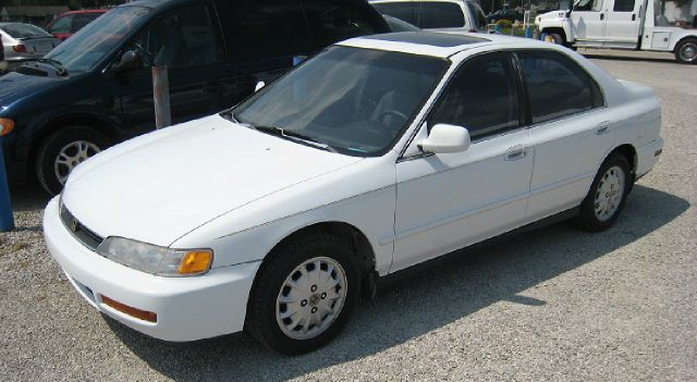 1996 Honda Accord ZQ8 LS