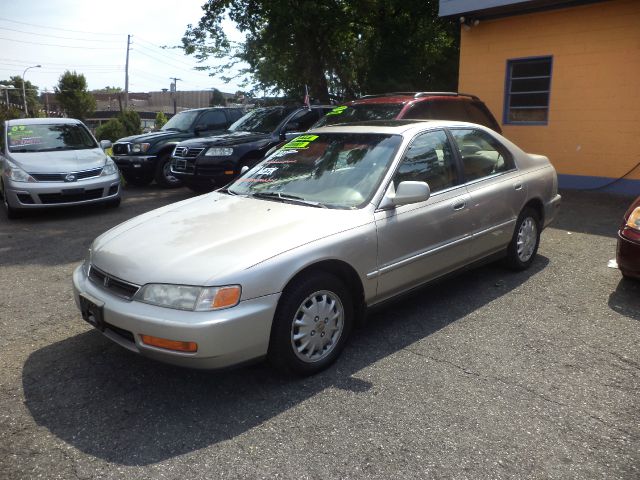 1996 Honda Accord ZQ8 LS