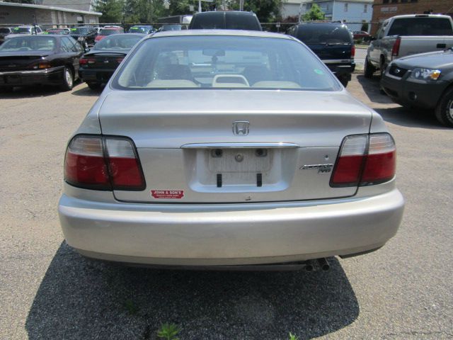 1996 Honda Accord WRX Premium 4-door