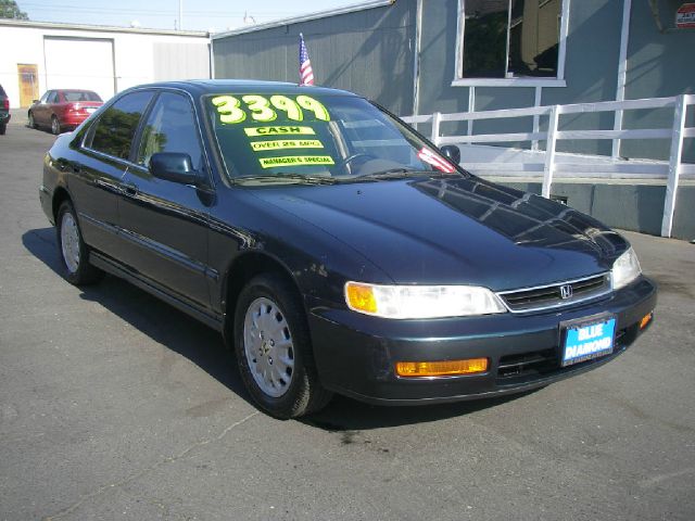 1997 Honda Accord ZQ8 LS