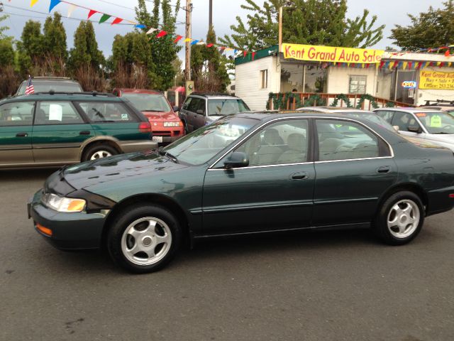 1997 Honda Accord ZQ8 LS