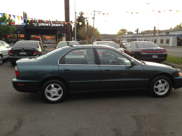 1997 Honda Accord ZQ8 LS