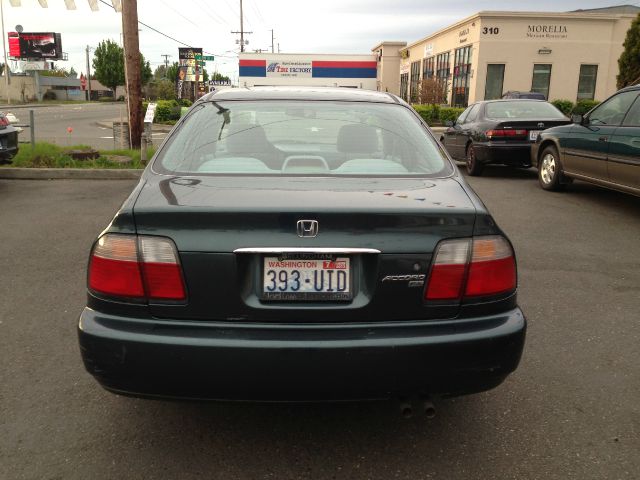 1997 Honda Accord ZQ8 LS