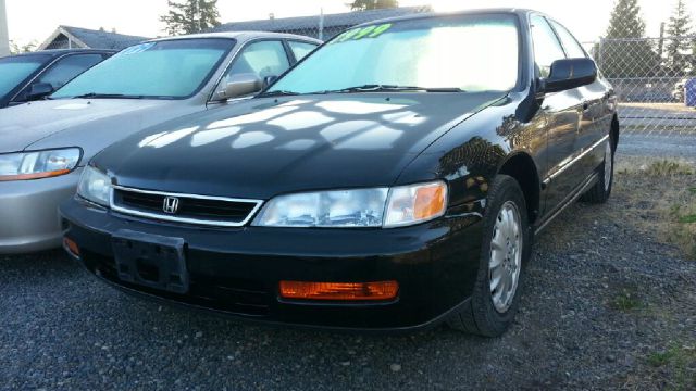 1997 Honda Accord ZQ8 LS