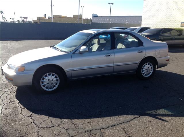 1997 Honda Accord ZQ8 LS