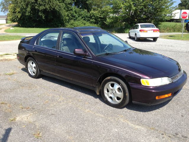 1997 Honda Accord Elite,nav,moon,dvd,chrome Wheels