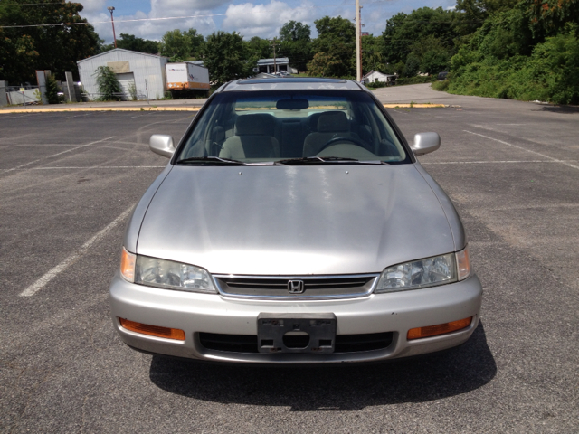 1997 Honda Accord ZQ8 LS