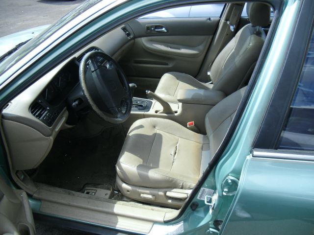 1997 Honda Accord ZQ8 LS