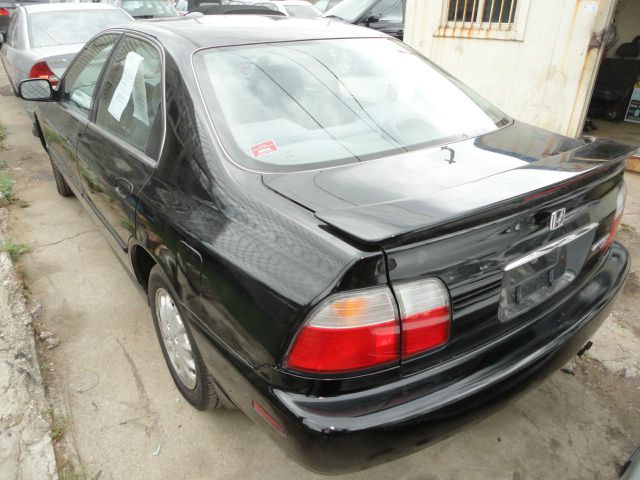 1997 Honda Accord ZQ8 LS