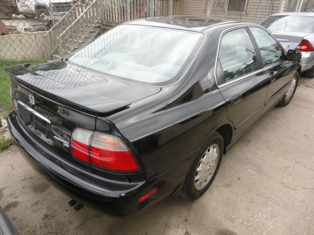 1997 Honda Accord ZQ8 LS