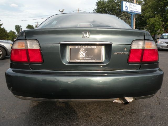 1997 Honda Accord 4dr Sdn SES Standard