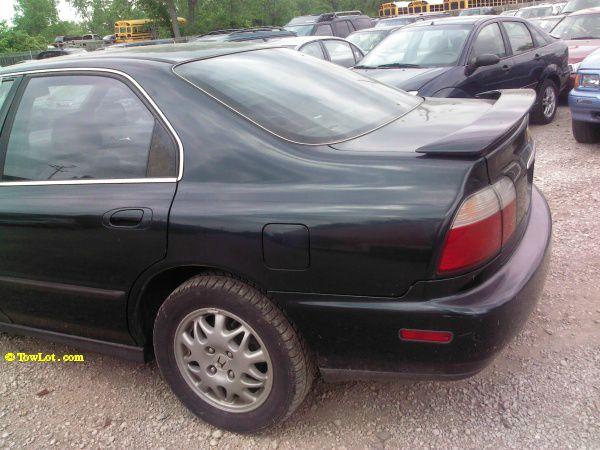 1997 Honda Accord 2dr Supercab 126 WB Sport