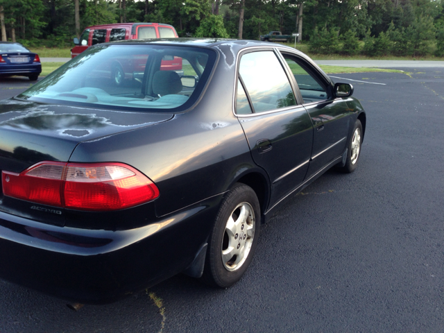 1998 Honda Accord ZQ8 LS